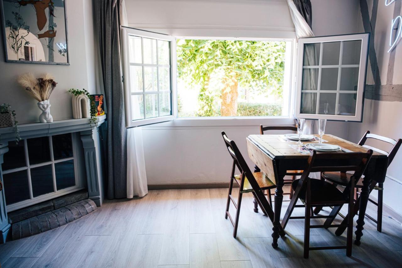 Loveroom Du Perche : Maison Avec Balneo Moulins-la-Marche Εξωτερικό φωτογραφία